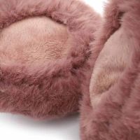 Γυναικεία γούνινα καλύμματα αυτιών ροζ Emily & Noah Hara Earmuff