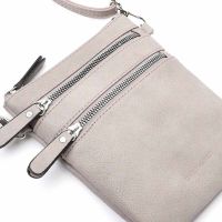 Τσαντάκι γυναικείο χιαστί μπεζ  Emily & Noah Emma