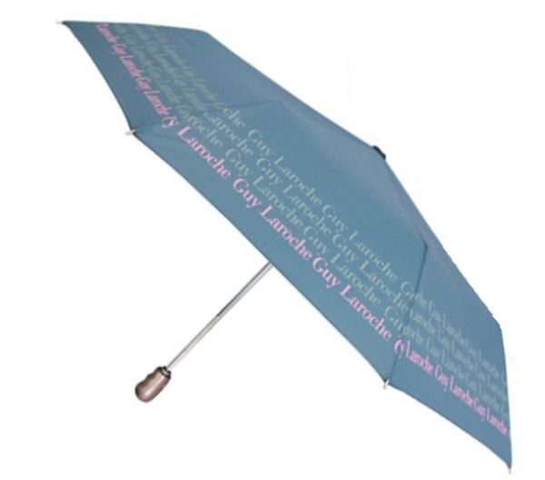 Ομπρέλα γυναικεία ασπρόμαυρη σπαστή με αυτόματο άνοιγμα και κλείσιμο Guy Laroche 8341, μοτίβο αλυσίδες