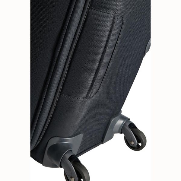 Βαλίτσα μαλακή μαύρη μεσαία με 4 ρόδες Samsonite Base Boost Spinner Expandable 66cm Black, κάτω όψη