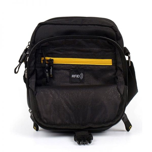 Τσαντάκι ώμου ανδρικό  με καπάκι μαύρο National Geographic Recovery Utility Bag  Black, εσωτερικό.