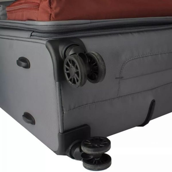 Βαλίτσα μαλακή μεσαία γκρι επεκτάσιμη  με 4 ρόδες Echolac Soft Luggage Grey, λεπτομέρεια, τροχοί.