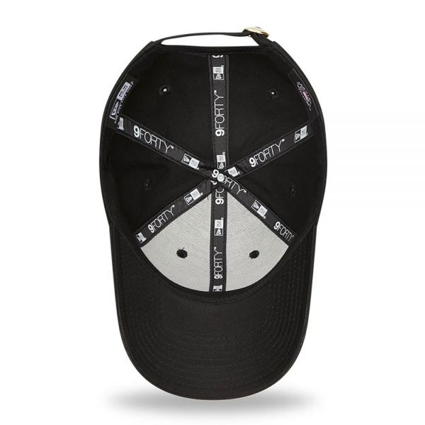 Καπέλο τζόκεϊ μαύρο New York Yankees New Era 9Forty Women's Metallic Logo Black / Gold