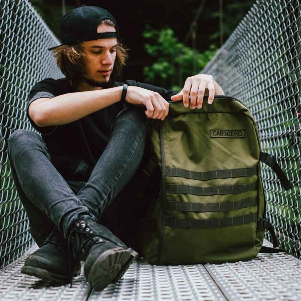 Τσάντα ταξιδίου - σακίδιο πλάτης χακί Cabin Zero Military Backpack 44L Green