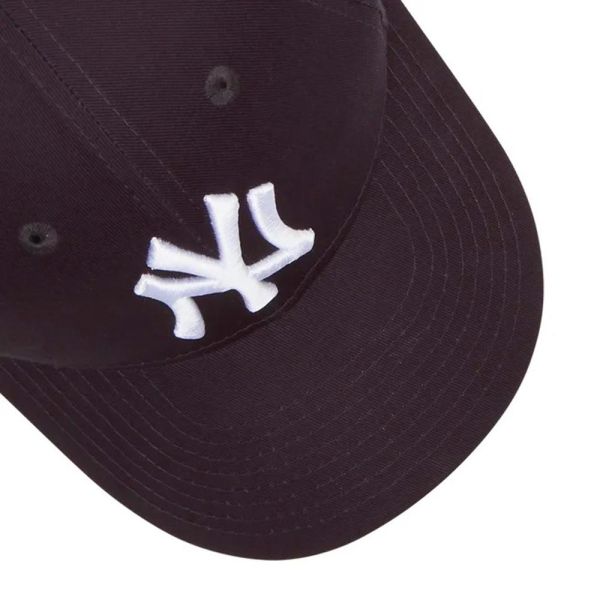 Καπέλο τζόκεϊ νεανικό σκούρο μπλε New York Yankees New Era 9Forty Essential Youth Navy Blue