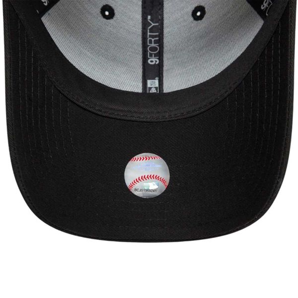 Καπέλο τζόκεϊ μαύρο New York Yankees New Era 9Forty League Essential Cap  Black / Stone