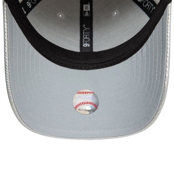 Women's Cap New York Yankees New Era 9Forty Met Denim Silver / White