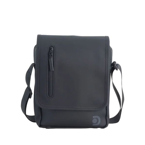 Τσάντα ώμου ανδρική με καπάκι μαύρη Discovery Reef D01302.06 Black