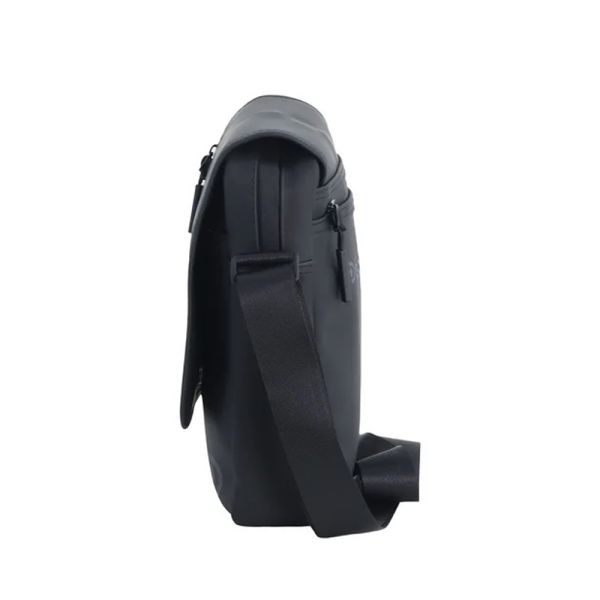 Τσάντα ώμου ανδρική με καπάκι μαύρη Discovery Reef D01302.06 Black