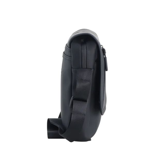 Τσάντα ώμου ανδρική με καπάκι μαύρη Discovery Reef D01302.06 Black