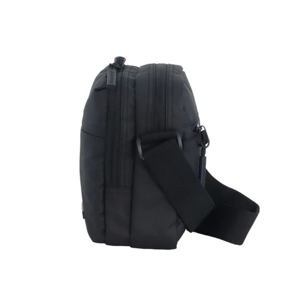 Τσαντάκι ανδρικό ώμου μαύρο Discover Urban Shoulder Bag D03443.06 Black