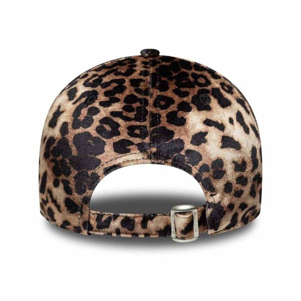 Καπέλο γυναικείο τζόκεϊ βελούδινο λεοπάρ New York Yankees New Era 9Forty Womens MLB Leo Velour Cap Dark Brown
